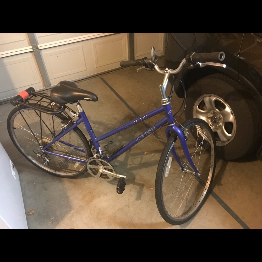 Trek bike - 700 multitrack
